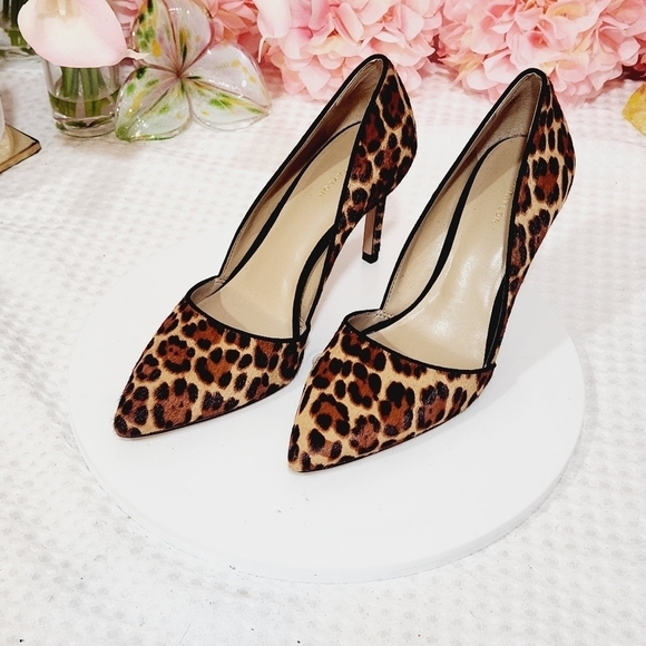 Ann Taylor Shoes - ANN Taylor AZRA Haircalf Pumps Size 7M